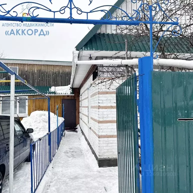 Дом в Алтайский край, Барнаул Пригородный проезд (54 м) - Фото 1