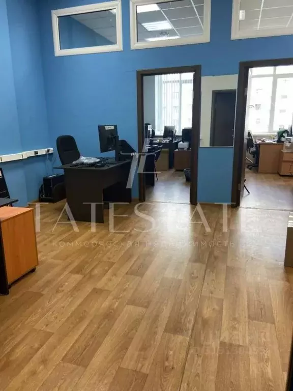 Офис в Татарстан, Казань ул. Космонавтов, 39б (190 м) - Фото 0