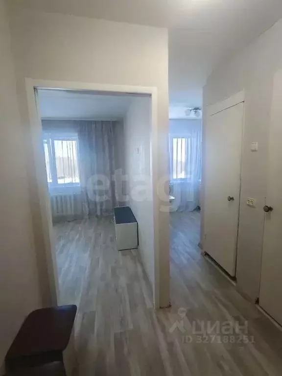 1-к кв. Тюменская область, Тюмень ул. Судостроителей, 32 (30.0 м) - Фото 1