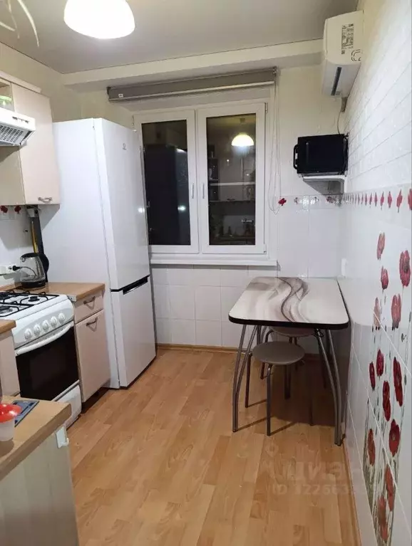 2-к кв. Челябинская область, Челябинск Пермская ул., 59 (43.7 м) - Фото 2