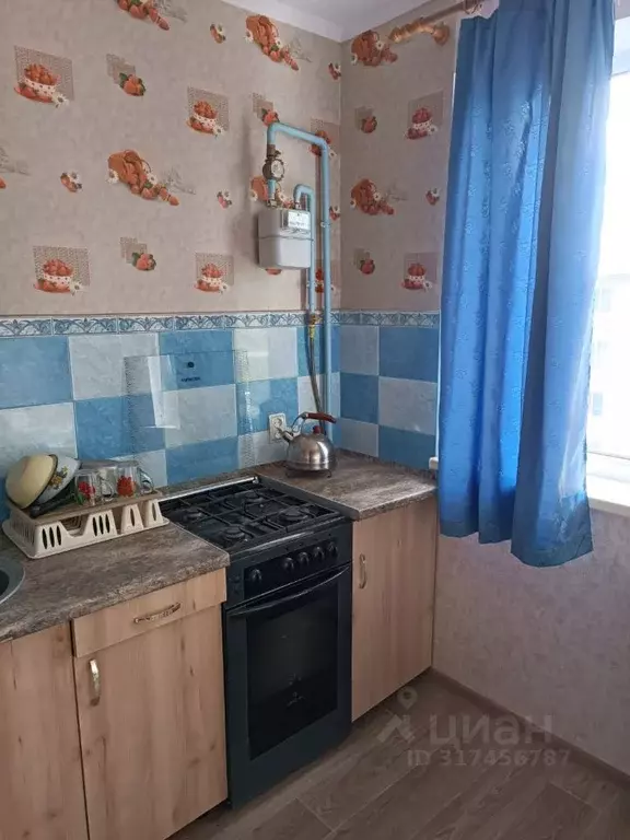 2-к кв. Крым, Керчь Аршинцево мкр, ул. Победы, 15 (43.0 м) - Фото 1