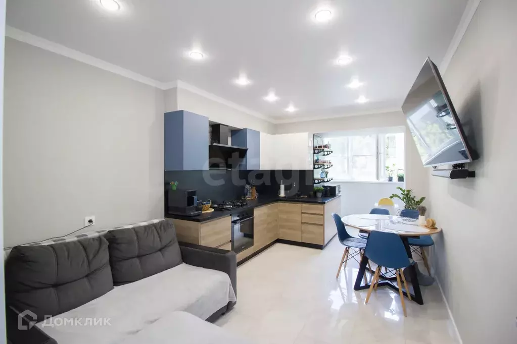 Продаётся 2-к квартира, 65.3 м - Фото 0