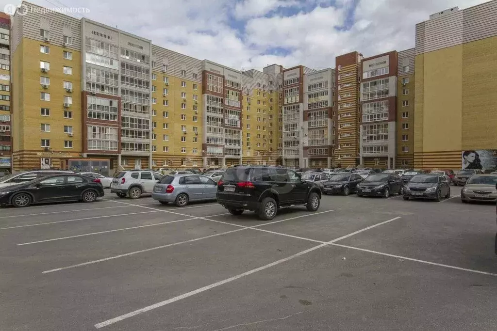 2-комнатная квартира: Тюмень, улица Евгения Богдановича, 10 (45.6 м) - Фото 2