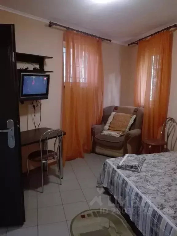 Комната Крым, Алушта ул. Октябрьская, 15 - Фото 2