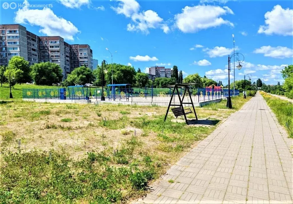 3-комнатная квартира: Курчатов, улица Гайдара, 3 (64.2 м) - Фото 0