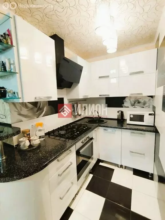 2-комнатная квартира: Судак, Приморская улица, 30А (44.3 м) - Фото 1