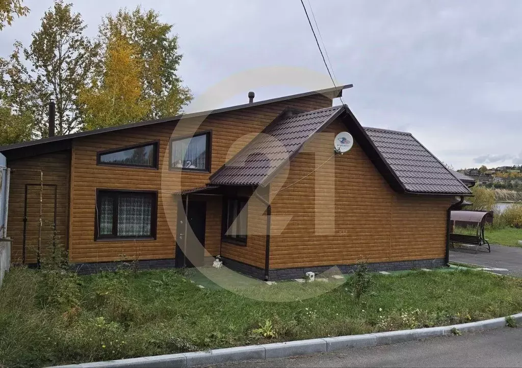 Дом в Пермский край, Добрянский муниципальный округ, Полазна рп ул. ... - Фото 1