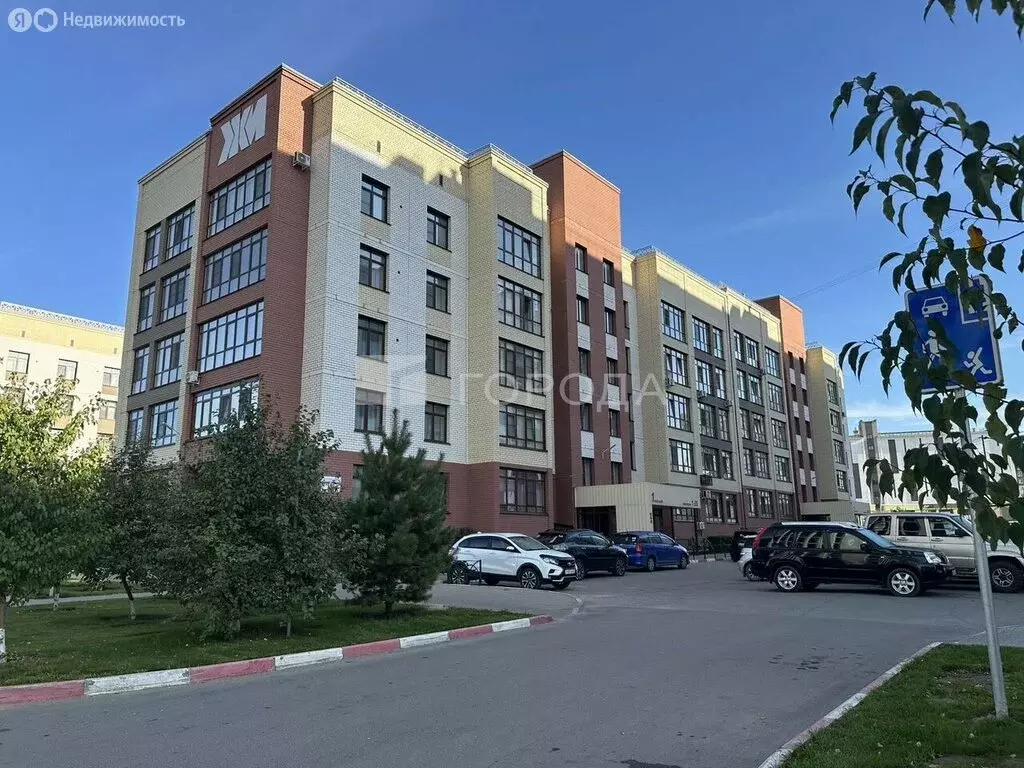 3-комнатная квартира: Барнаул, улица Сергея Семёнова, 34 (68 м) - Фото 0