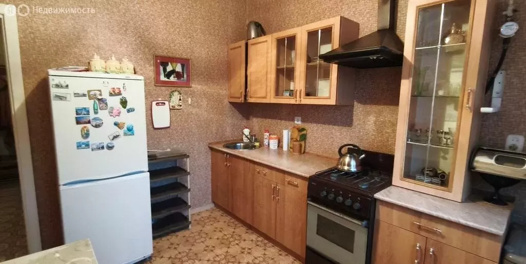 2-комнатная квартира: Курск, Рябиновая улица, 26 (54.2 м) - Фото 2