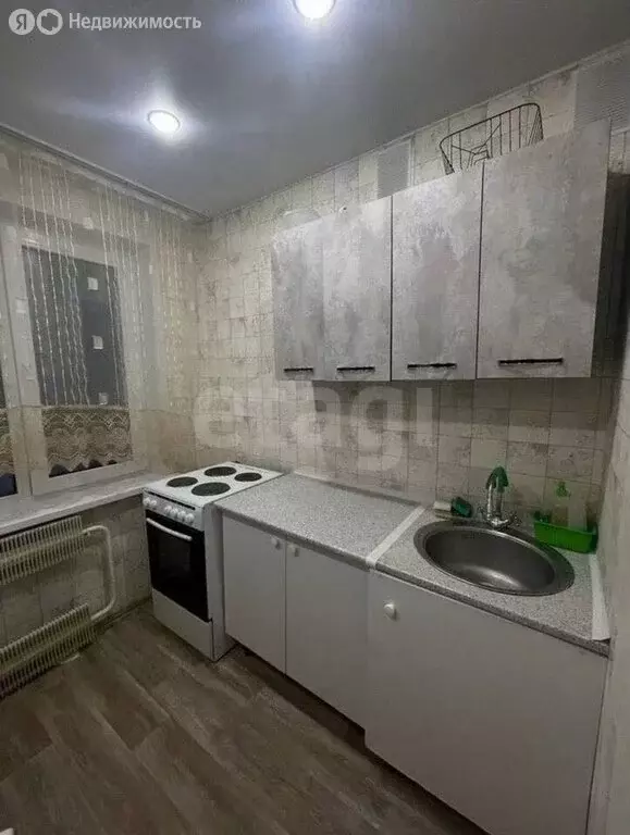 2-комнатная квартира: Барнаул, улица Чкалова, 34 (45 м) - Фото 1