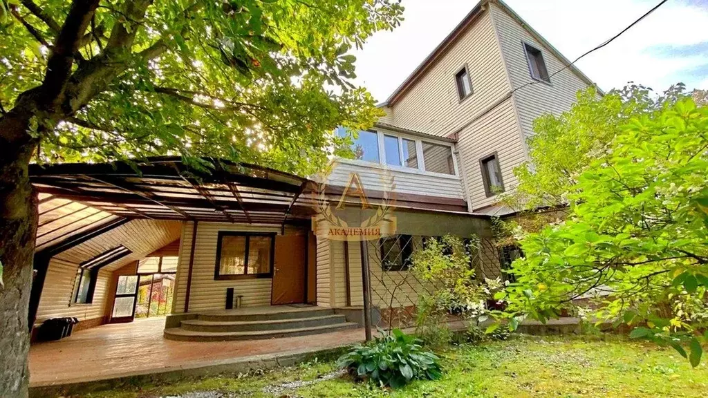 Дом в Московская область, Химки городской округ, д. Поярково  (300 м) - Фото 1