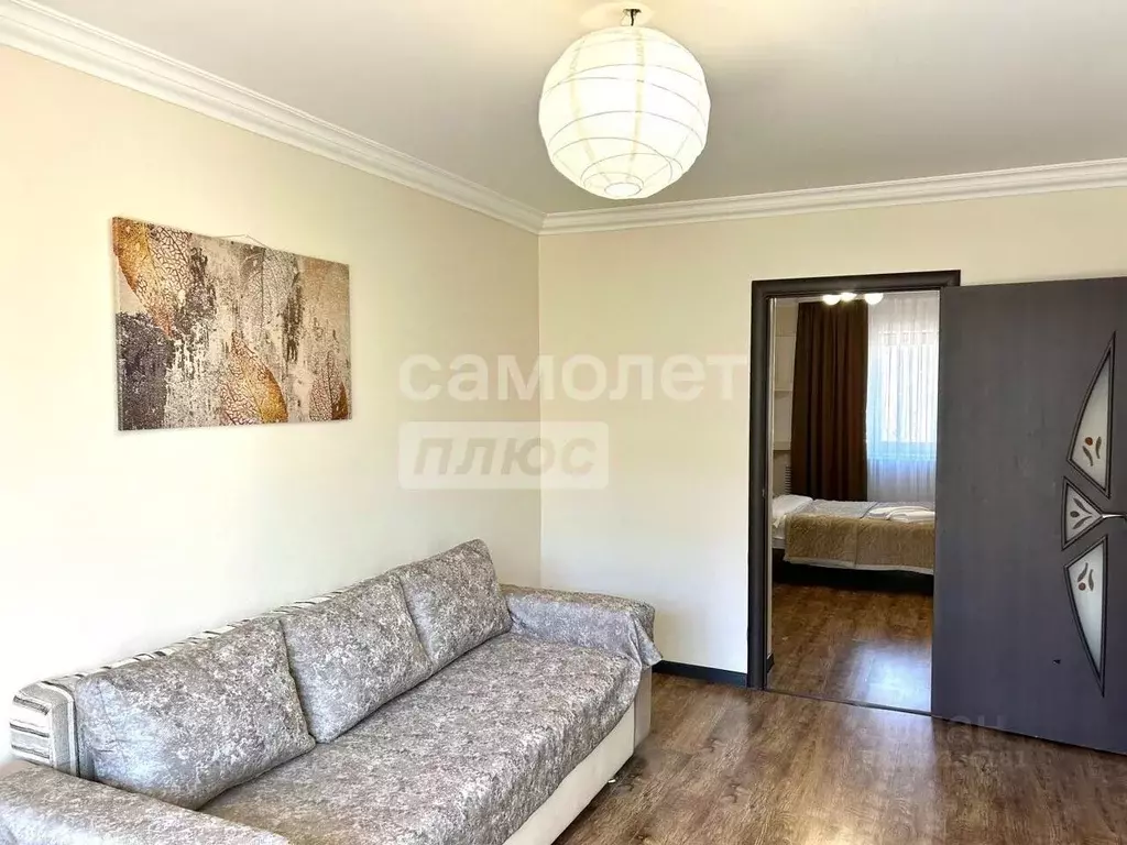 2-к кв. Кабардино-Балкария, Нальчик ул. Байсултанова, 3 (45.0 м) - Фото 1