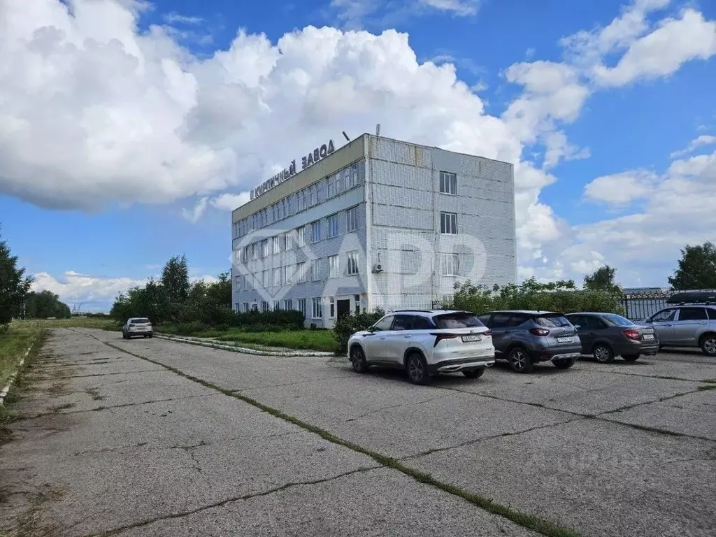 Помещение свободного назначения в Татарстан, Набережные Челны ул. ... - Фото 1