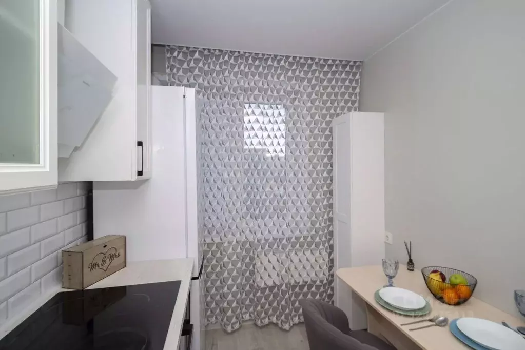 2-к кв. Новосибирская область, Новосибирск Железнодорожная ул., 8 ... - Фото 2