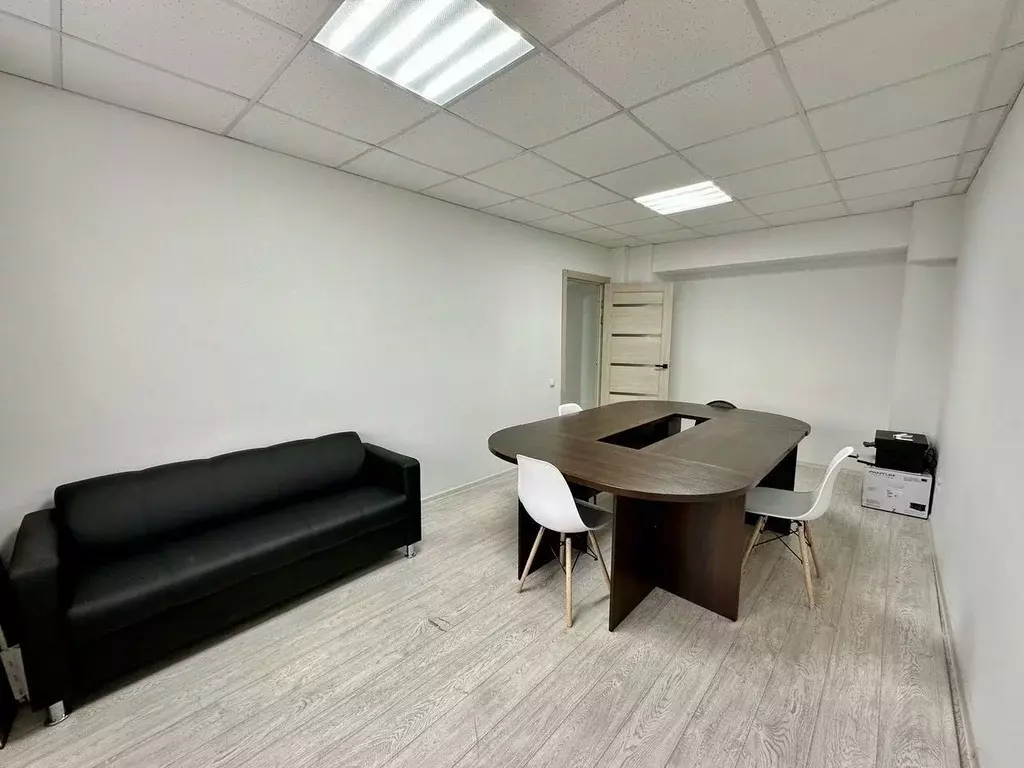 Помещение свободного назначения в Свердловская область, Екатеринбург ... - Фото 2