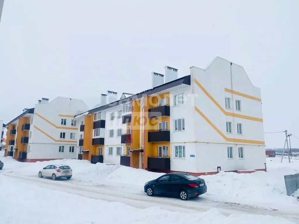 2-к кв. Башкортостан, Иглинский сельсовет, с. Иглино ул. Строителей, ... - Фото 1