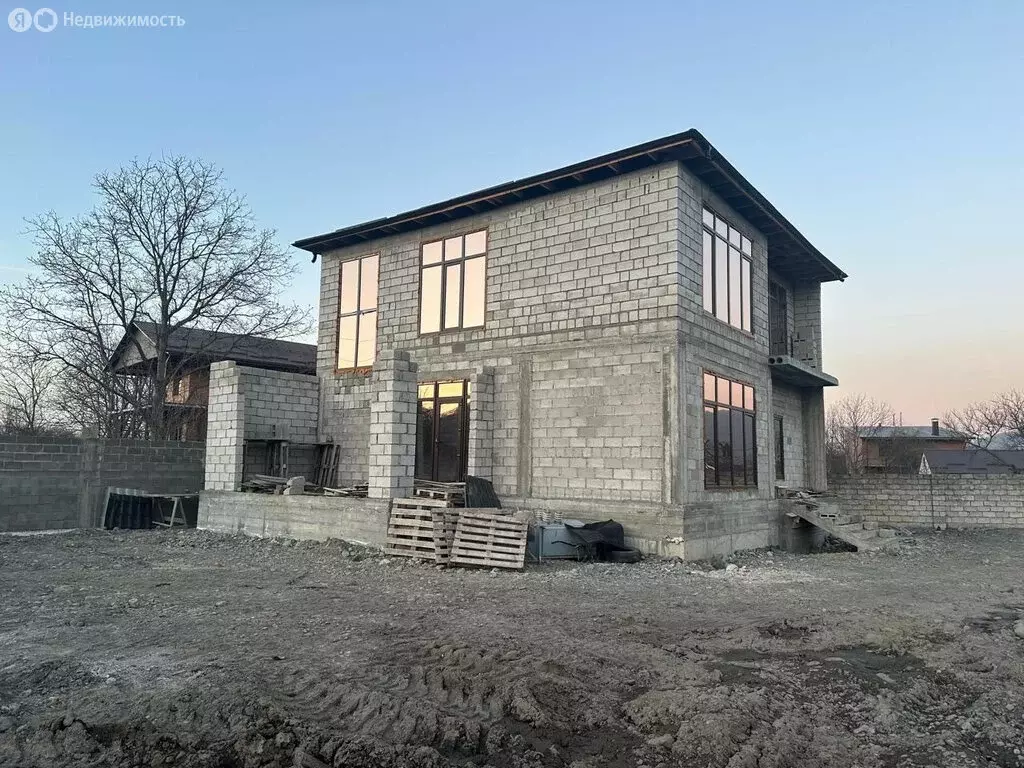 Дом в Владикавказ, Иристонский район (300 м) - Фото 1