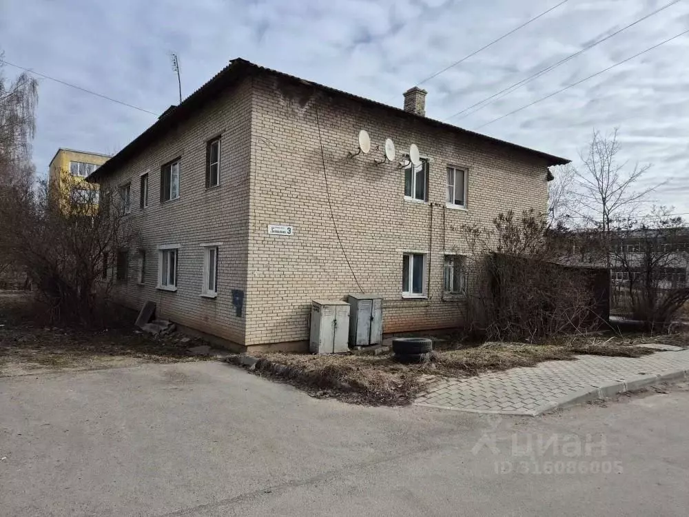 2-к кв. Ленинградская область, Гатчинский район, Сиверский городской ... - Фото 0