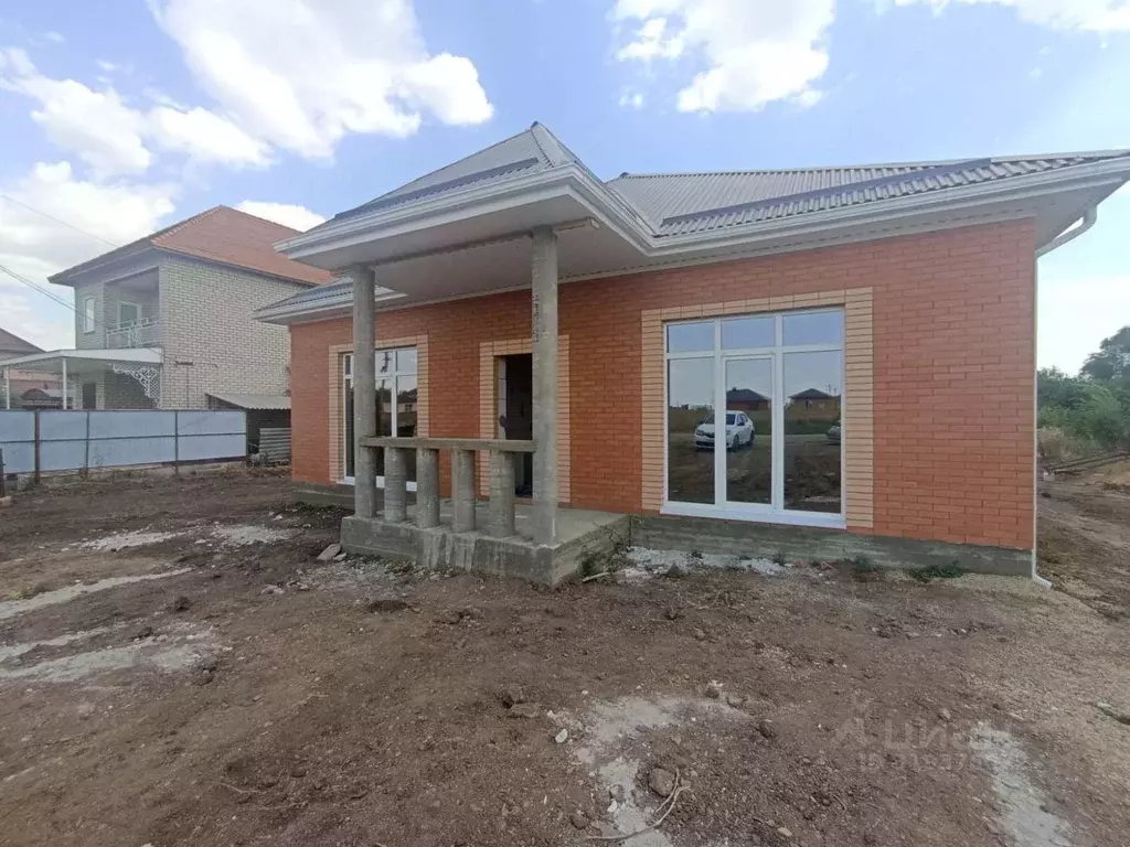 Дом в Краснодарский край, Староминская ст-ца ул. Карла Маркса (130 м) - Фото 0