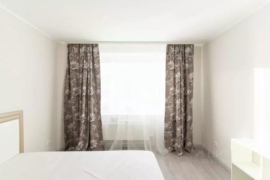 2-к кв. Тюменская область, Тюмень ул. Валентины Трофимовой, 7 (74.0 м) - Фото 2