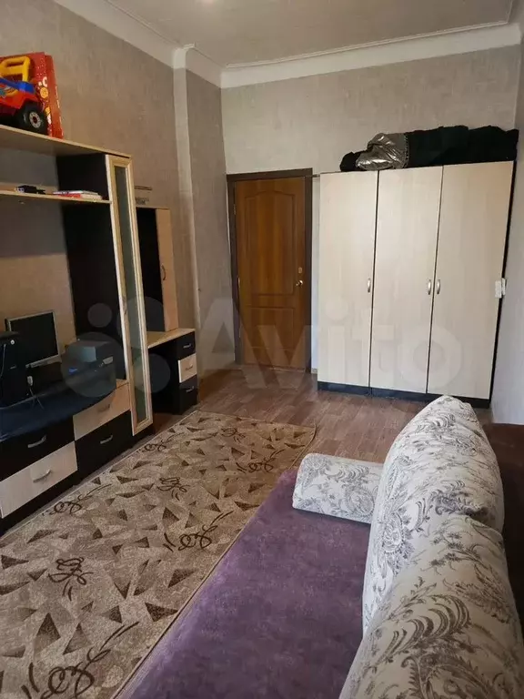 Комната 26 м в 2-к., 1/3 эт. - Фото 1