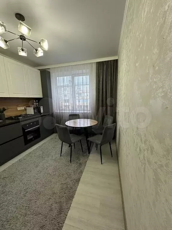 1-к. квартира, 42 м, 4/5 эт. - Фото 1