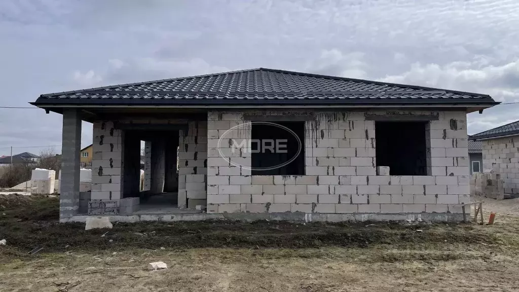 Дом в Калининградская область, Гвардейск ул. Вишневая (120 м) - Фото 1