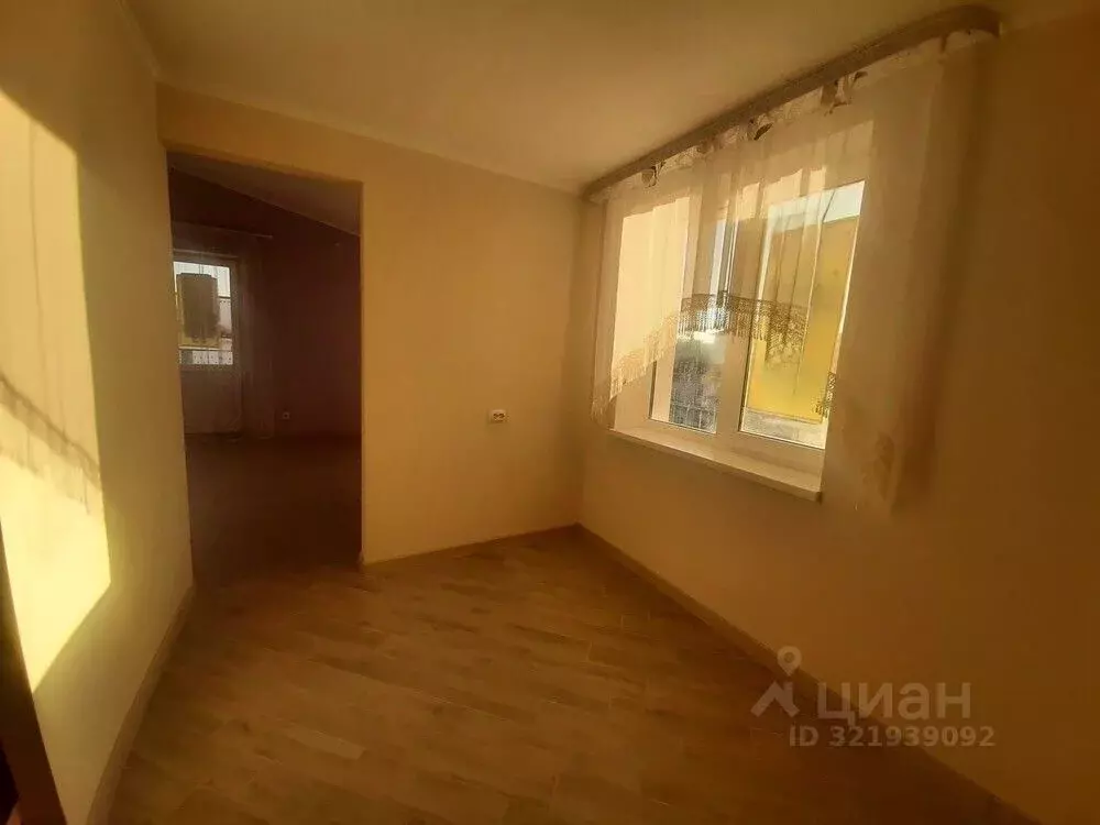 4-к кв. Краснодарский край, Анапа пер. Северный, 1 (79.2 м) - Фото 0