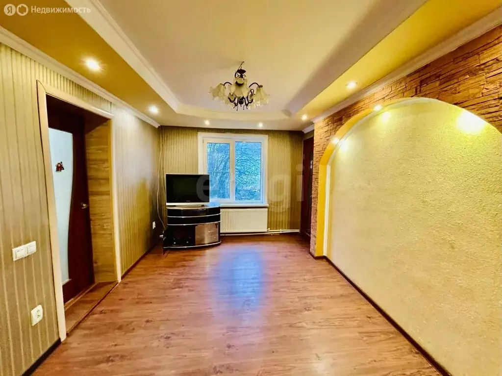 3-комнатная квартира: Заворонежское, улица Гагарина, 11 (48.5 м) - Фото 1