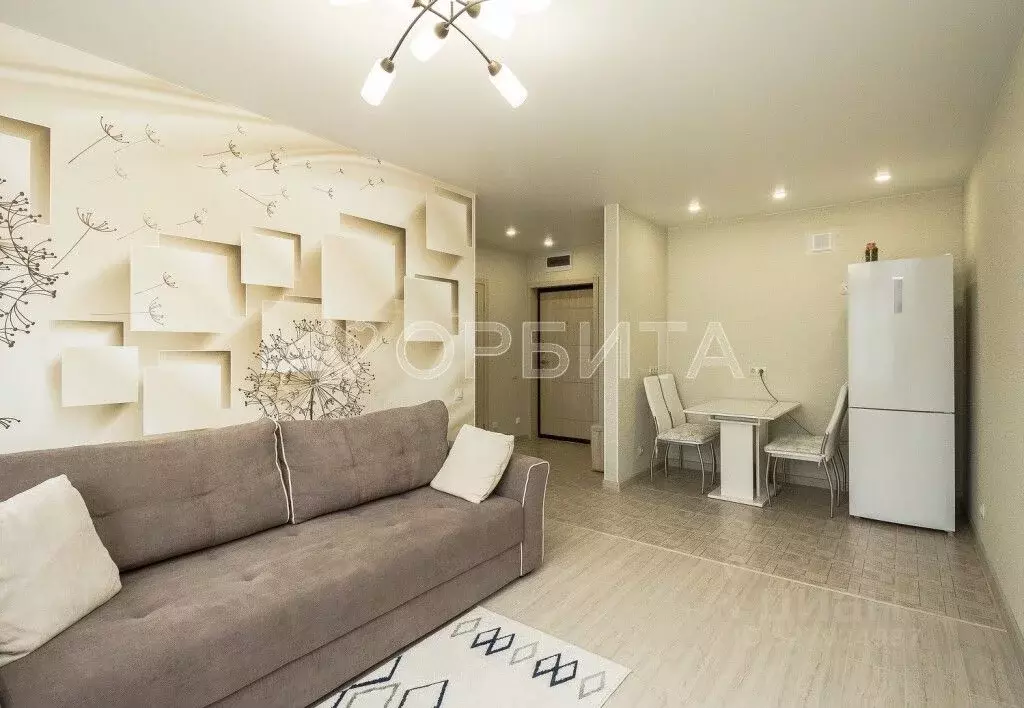 1-к кв. Тюменская область, Тюмень Рощино мкр, ул. Александра ... - Фото 1