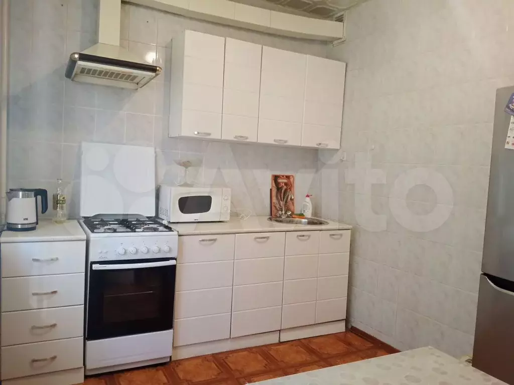 1-к. квартира, 38 м, 1/9 эт. - Фото 0
