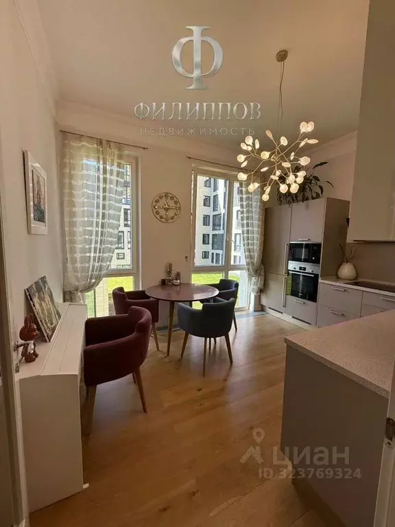 2-к кв. Санкт-Петербург Нижне-Каменская ул., 7к1 (80.0 м) - Фото 1