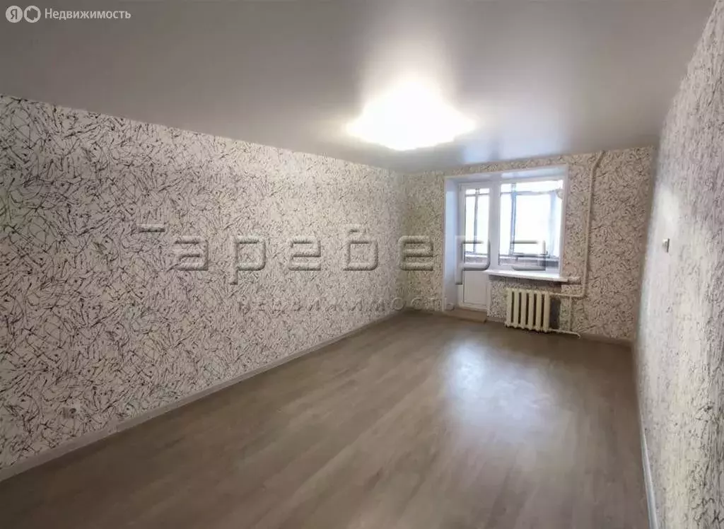 3-комнатная квартира: Красноярск, улица Чайковского, 7 (60 м) - Фото 0