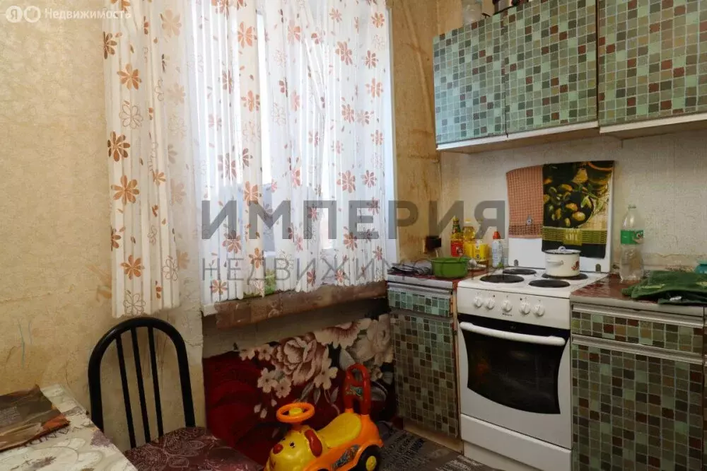 1-комнатная квартира: посёлок городского типа Ола, улица Мелиораторов, ... - Фото 1