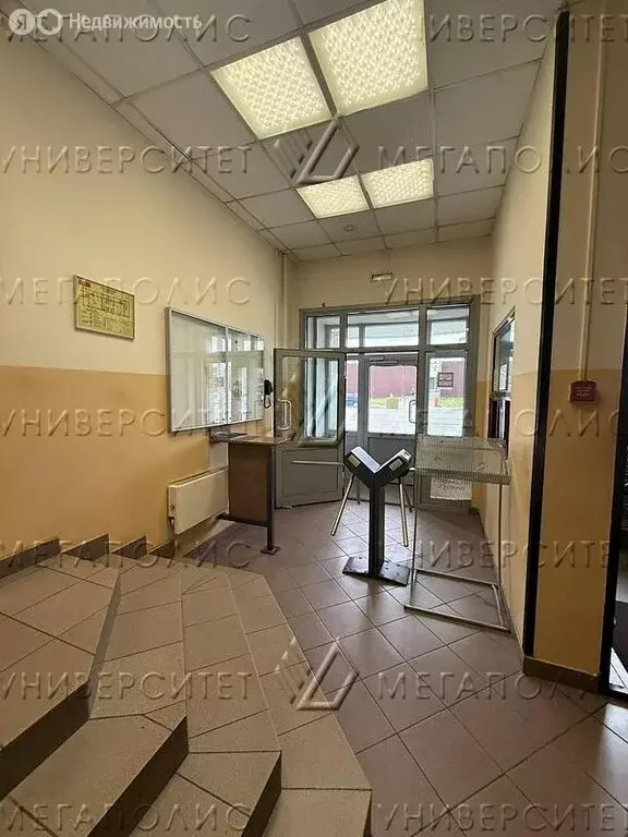 Помещение свободного назначения (850 м) - Фото 1