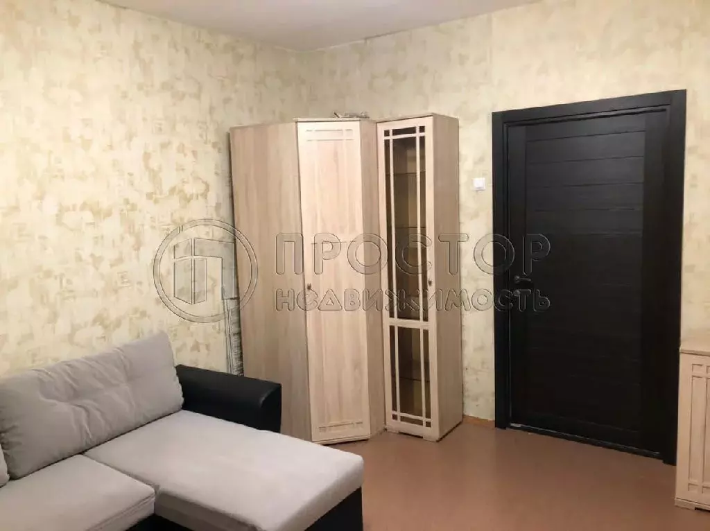 Продается комната в 4-комнатной квартире - Фото 1