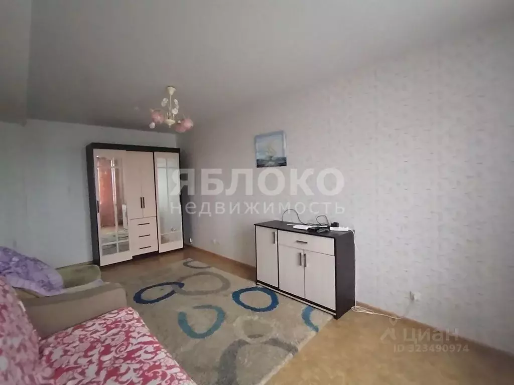 2-к кв. Пермский край, Березники Усольский-2 мкр, ул. Строителей, 8 ... - Фото 1