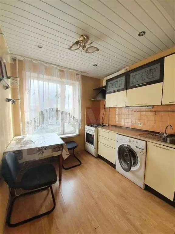 1-к. квартира, 40 м, 7/9 эт. - Фото 0