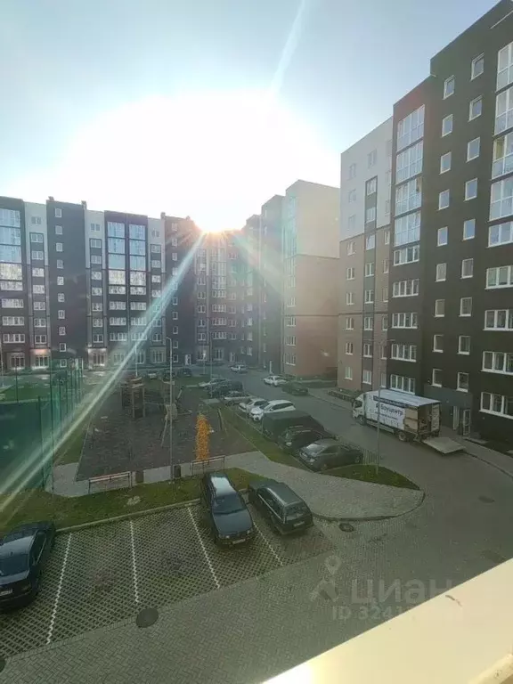 3-к кв. Калининградская область, Калининград бул. Борисовский, 17 ... - Фото 2