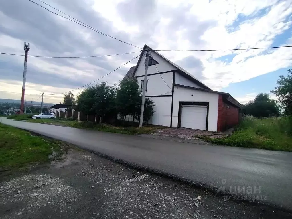 Коттедж в Свердловская область, Первоуральск Уральская ул., 31 (260 м) - Фото 1