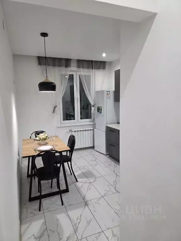 2-к кв. Бурятия, Улан-Удэ просп. 50-летия Октября, 2/1 (65.0 м) - Фото 1