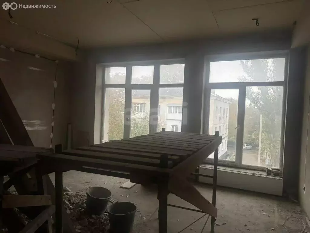 4-комнатная квартира: Симферополь, Караимская улица, 24 (181.4 м) - Фото 1