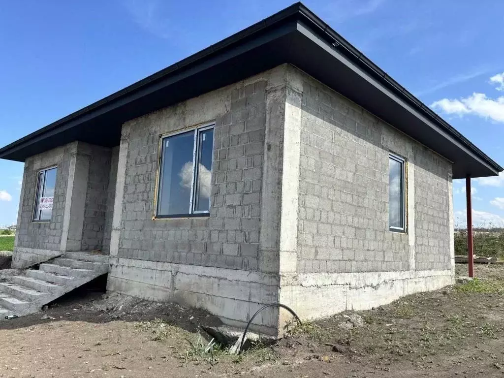 Дом в Ставропольский край, Предгорный муниципальный округ, ... - Фото 1