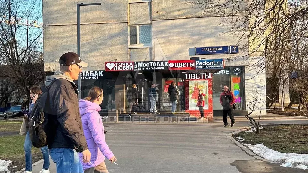 Под кофе, бабл-ти на трафике 10м2 - Фото 0