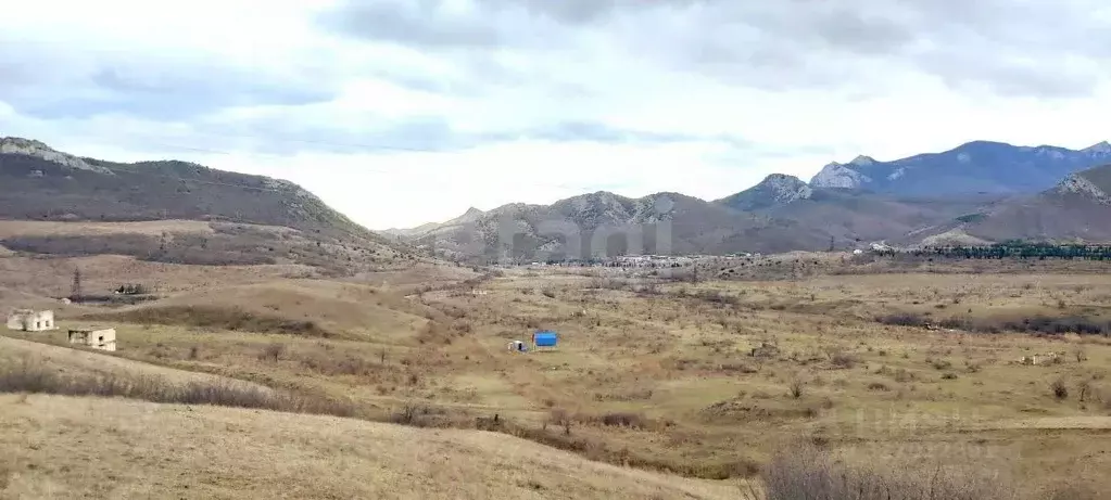 Участок в Крым, Феодосия муниципальный округ, Щебетовка пгт ул. ... - Фото 1