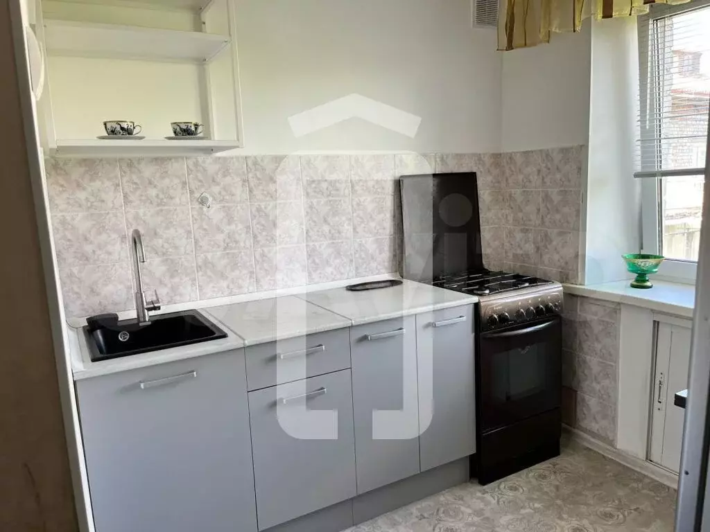 2-к. квартира, 44 м, 5/5 эт. - Фото 0