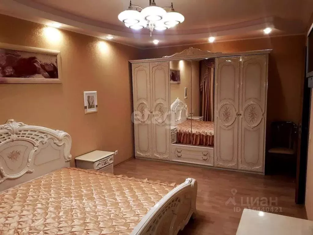 2-к кв. Калининградская область, Калининград Озерная ул., 35В (73.5 м) - Фото 0