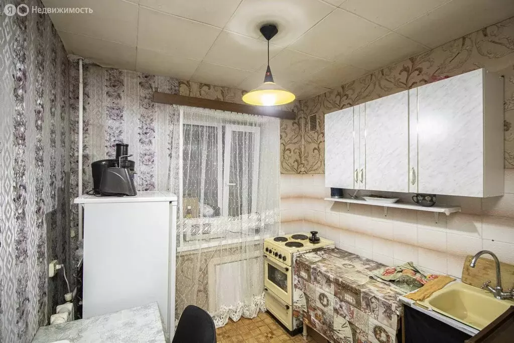 1-комнатная квартира: Тюмень, улица Республики, 196 (32.2 м) - Фото 1