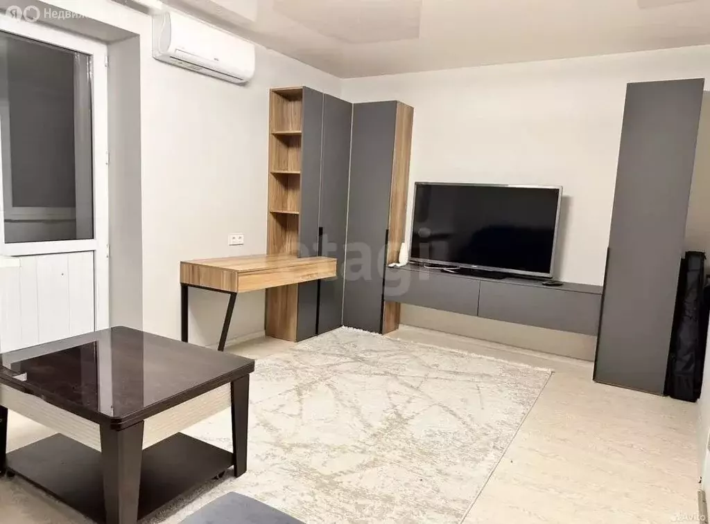 2-комнатная квартира: Курган, улица Криволапова, 28А (65 м) - Фото 1