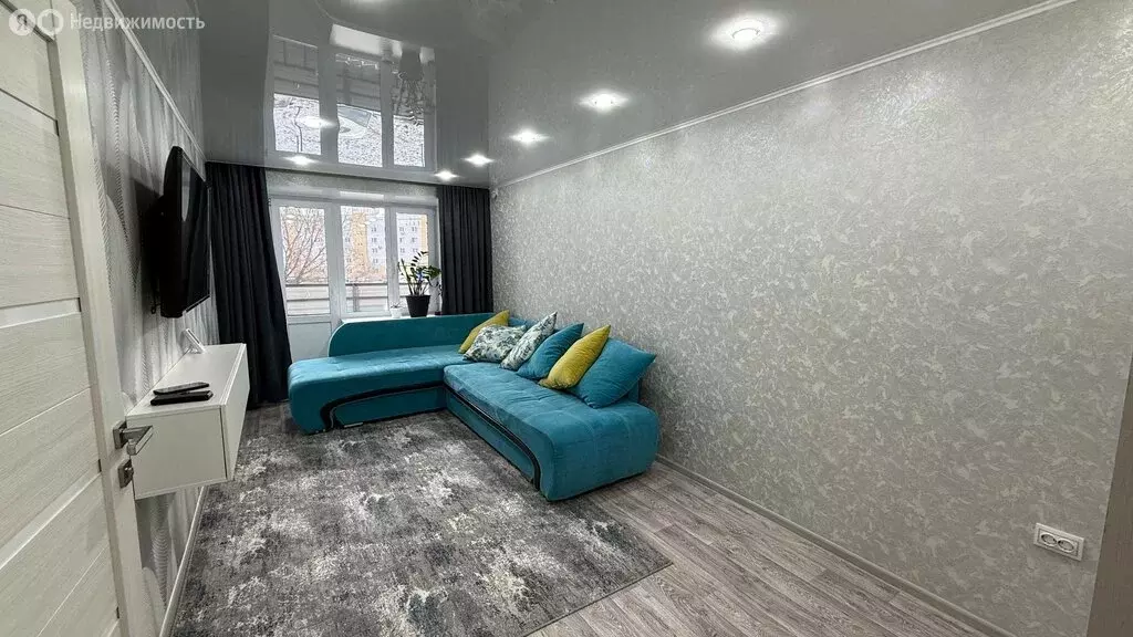 2-комнатная квартира: Заводоуковск, Заводская улица, 15 (50.7 м) - Фото 2